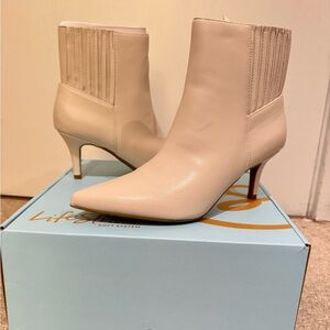 Life Stride Women's Beige Heeled Boots